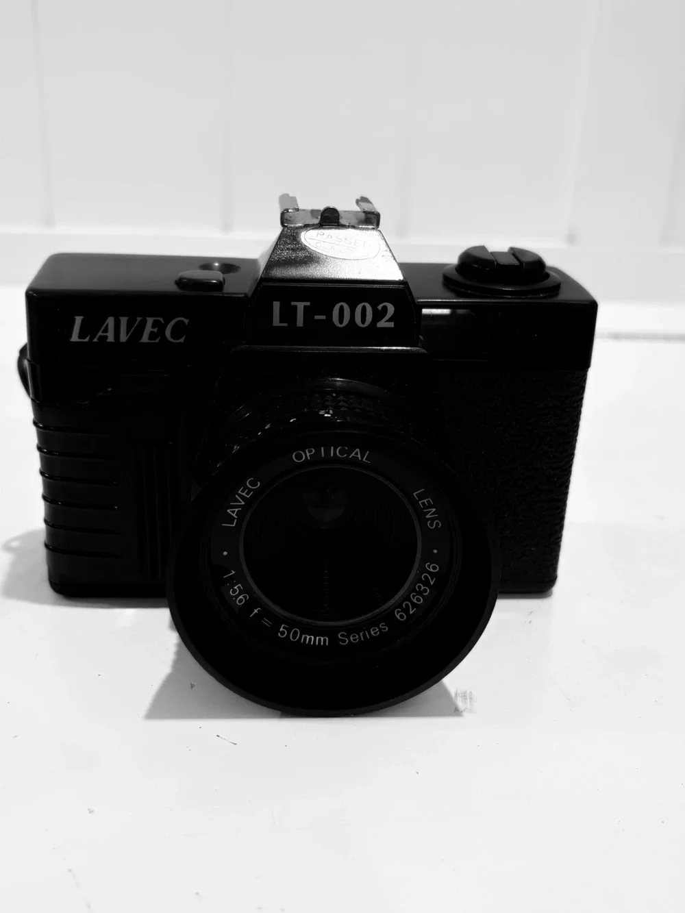 LT-002 Black 35mm Film Camera with Carry Case